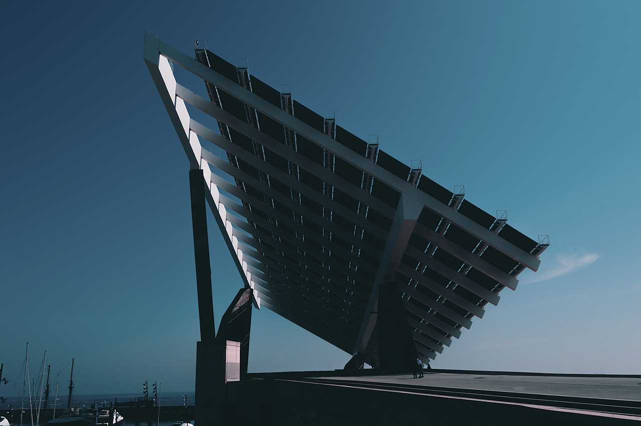 Award in Renewable Energy Systems & PV Installation – Single Phase